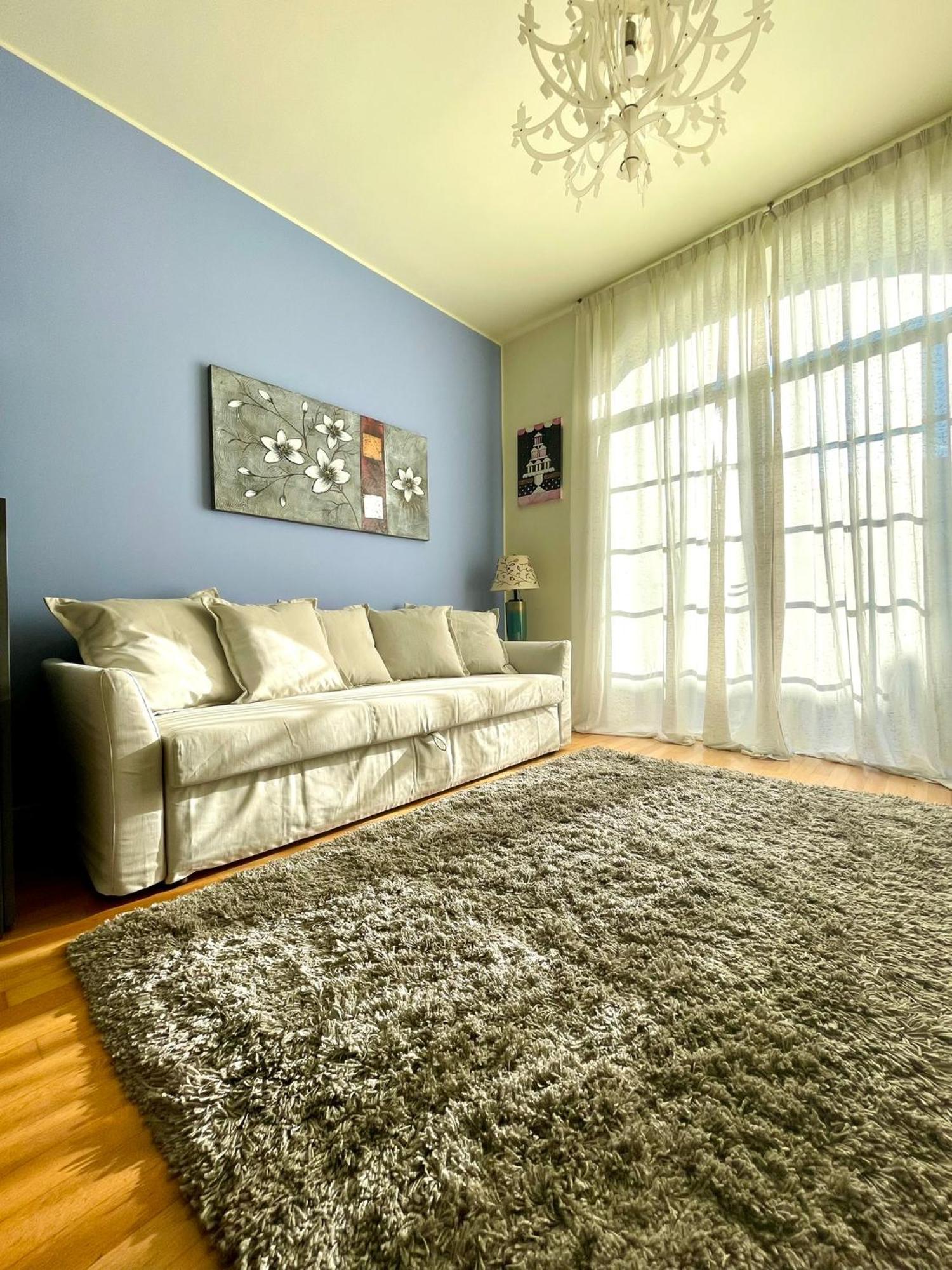 Luxury Four-Room Apartment In Monza Centro - 2 Min Walk To Train Station Exterior photo